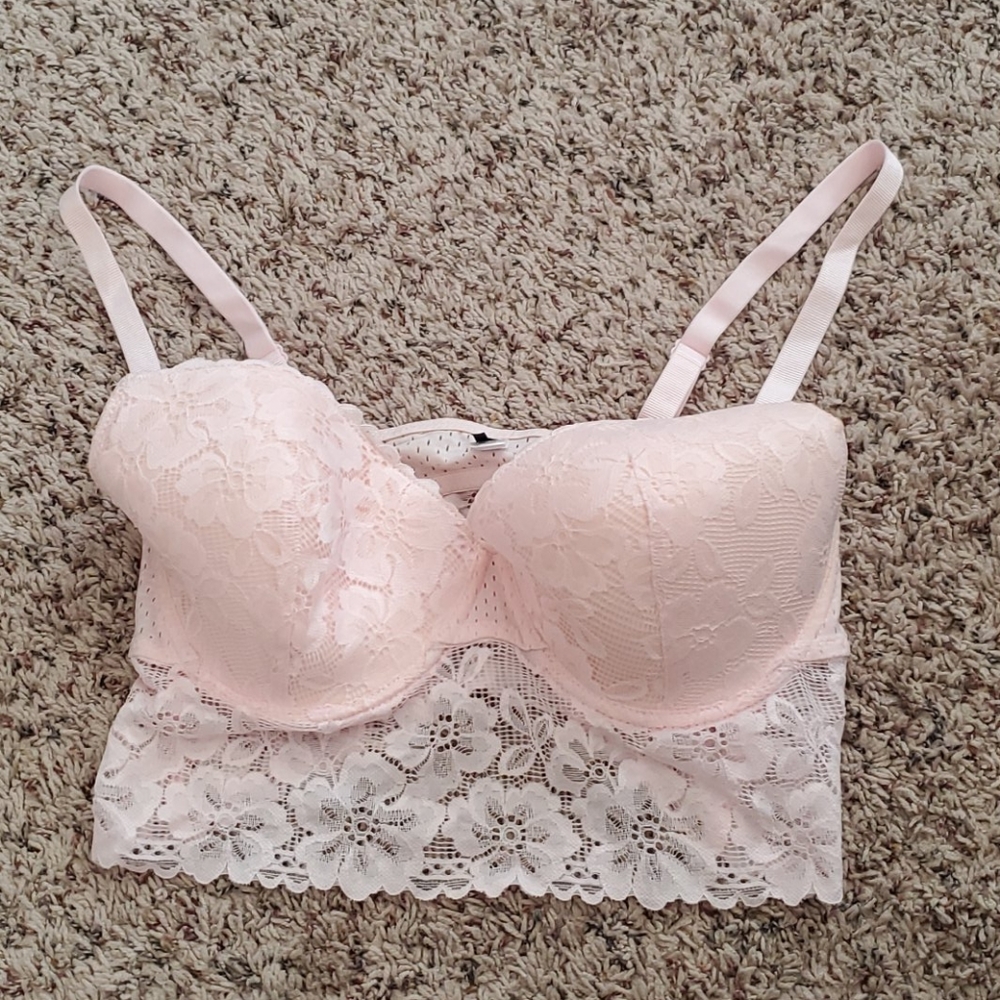 Fashion Nova lace bra